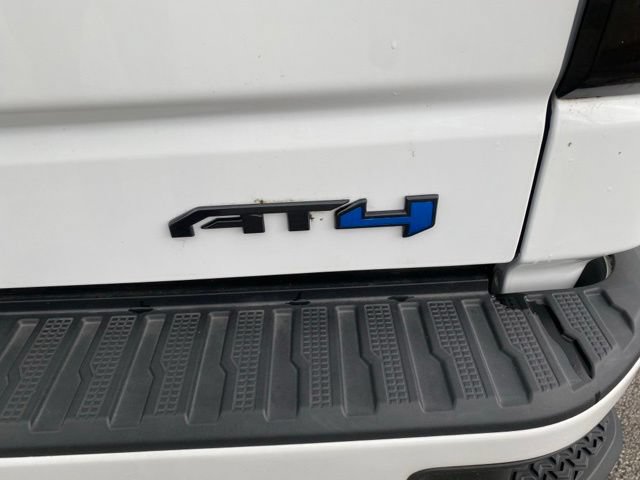 Used 2022 GMC Sierra 1500 AT4 w/ AT4 Premium Package AWD/4WD image 12