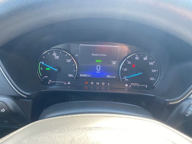 Used 2021 Ford Escape SE image 32