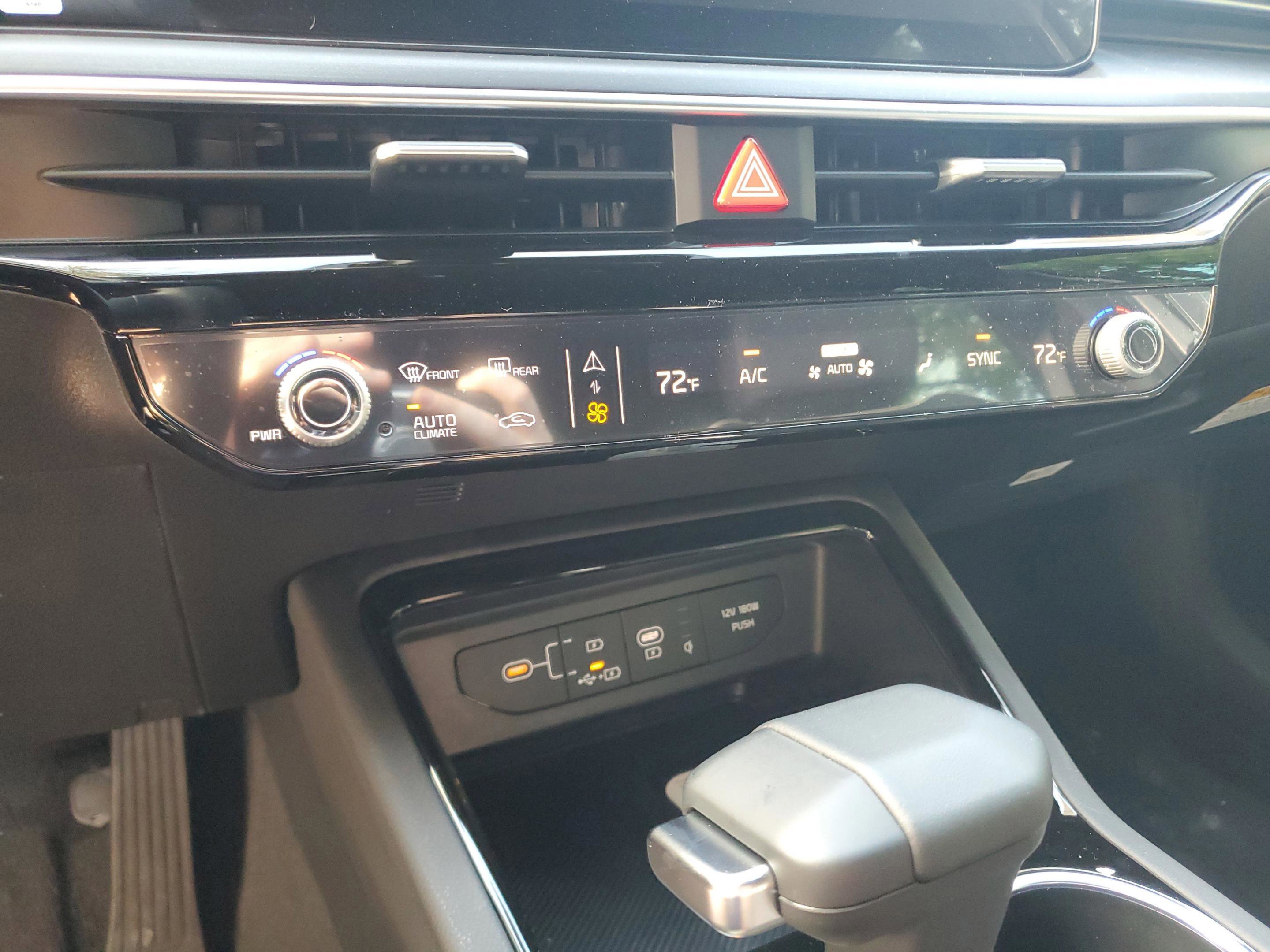 New 2026 Kia K5 GT-Line w/ GT-Line Premium Package FWD image 23