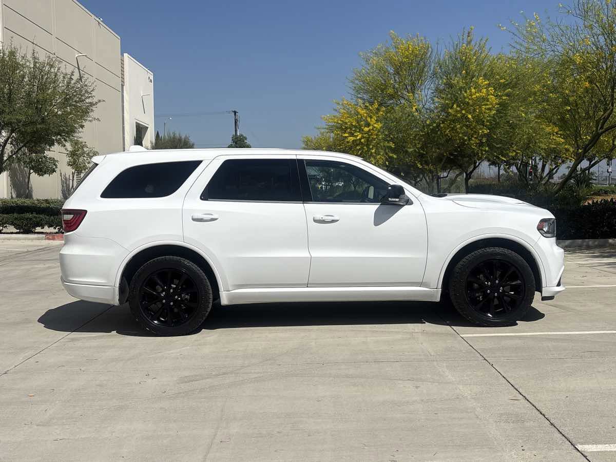 Used 2018 Dodge Durango GT w/ Blacktop Package image 2