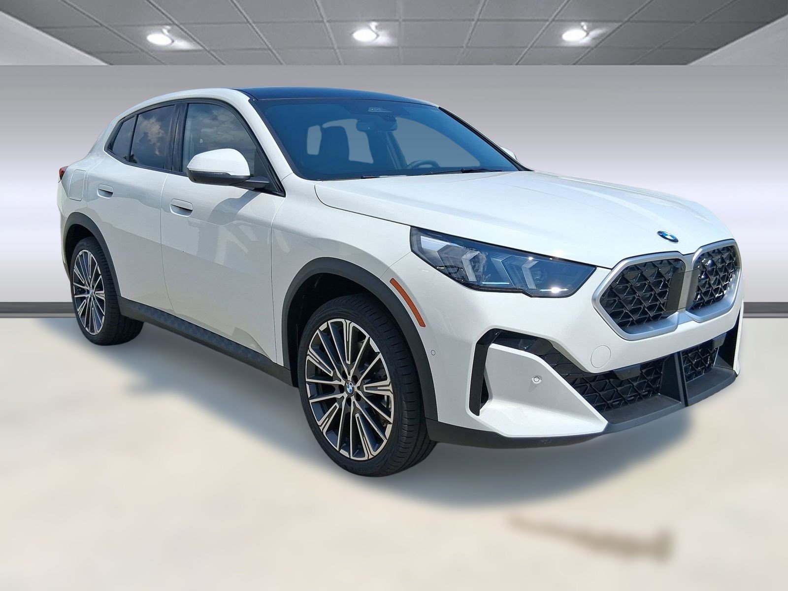 Used 2026 BMW X2 xDrive28i w/ Technology Package image 5