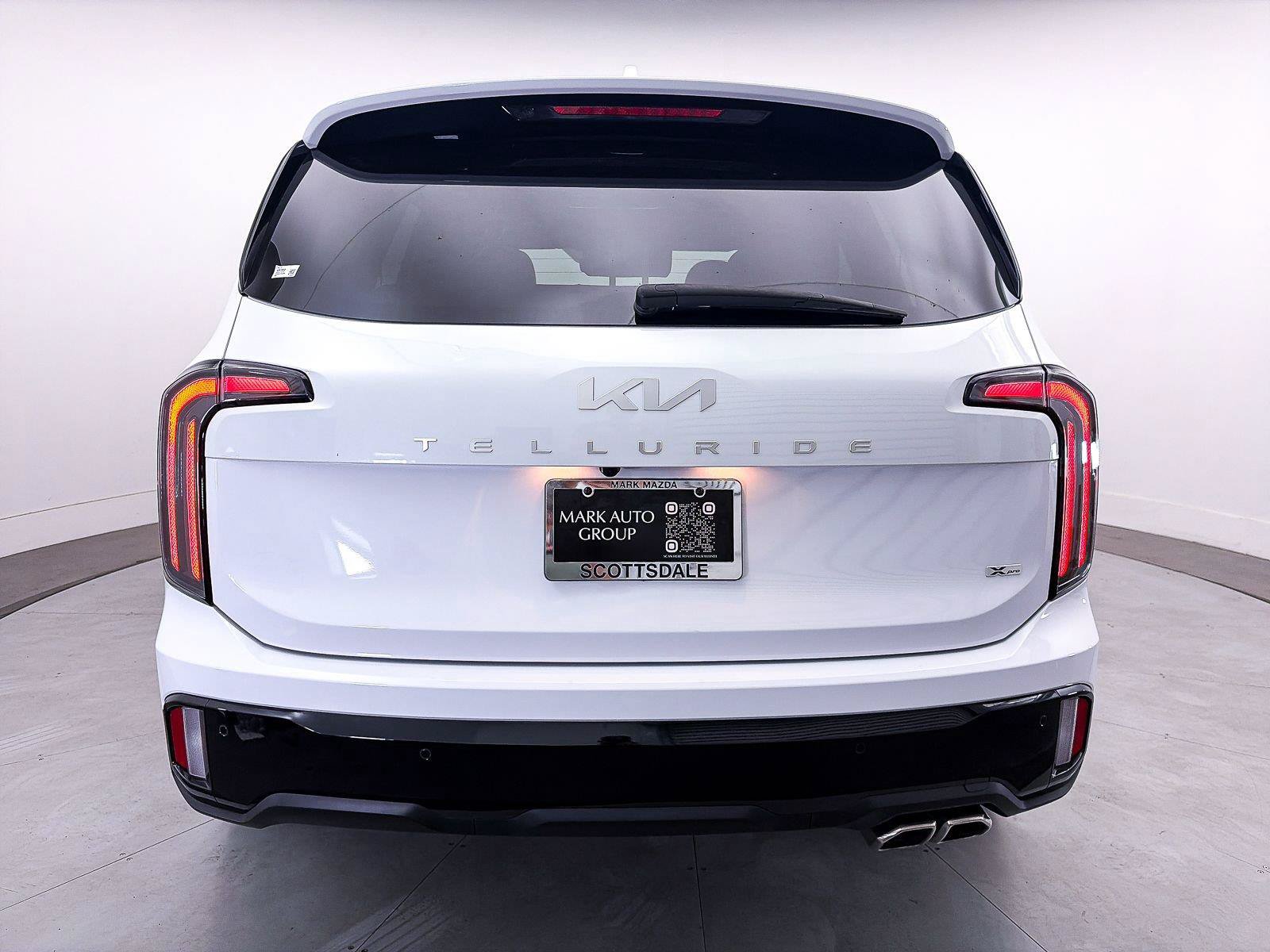 Used 2024 Kia Telluride SX Prestige X-Pro AWD/4WD image 17