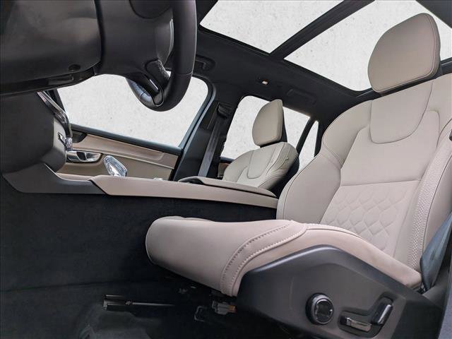 Certified 2026 Volvo XC90 B6 Plus w/ Protection Package Premier image 13