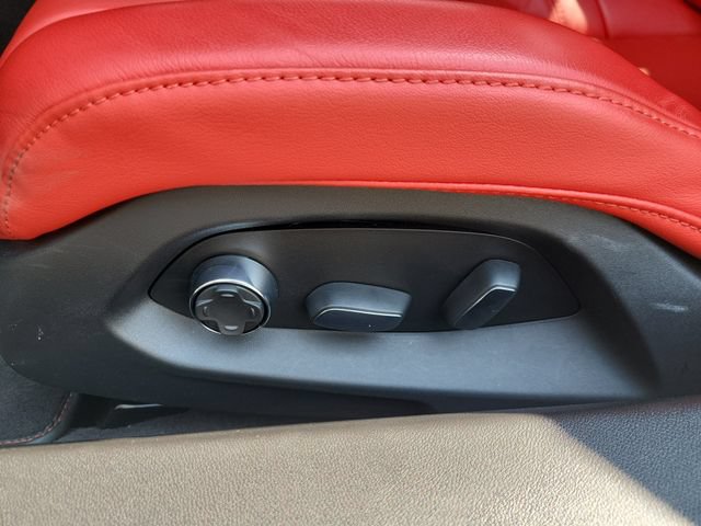 Used 2023 Chevrolet Corvette Stingray Premium Conv w/ Z51 Performance Package RWD image 23