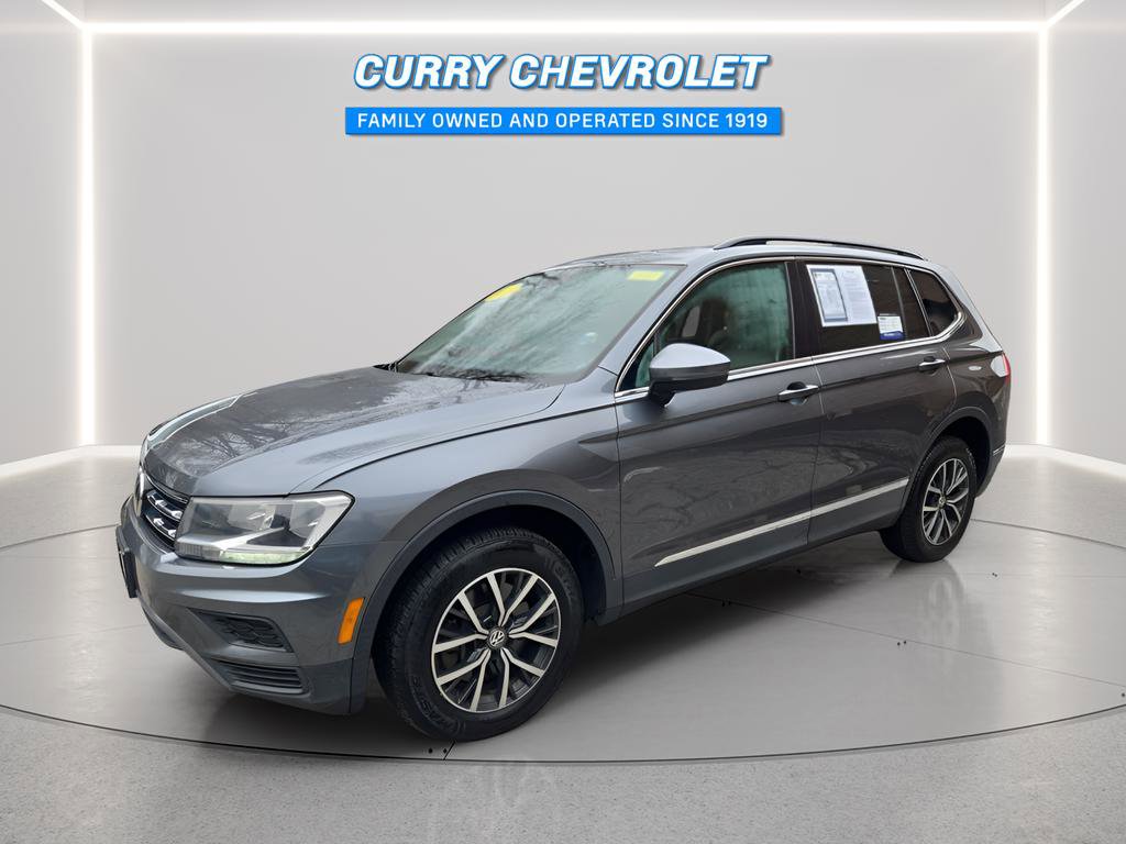 Used 2018 Volkswagen Tiguan SE w/ Panoramic Sunroof Package image 7