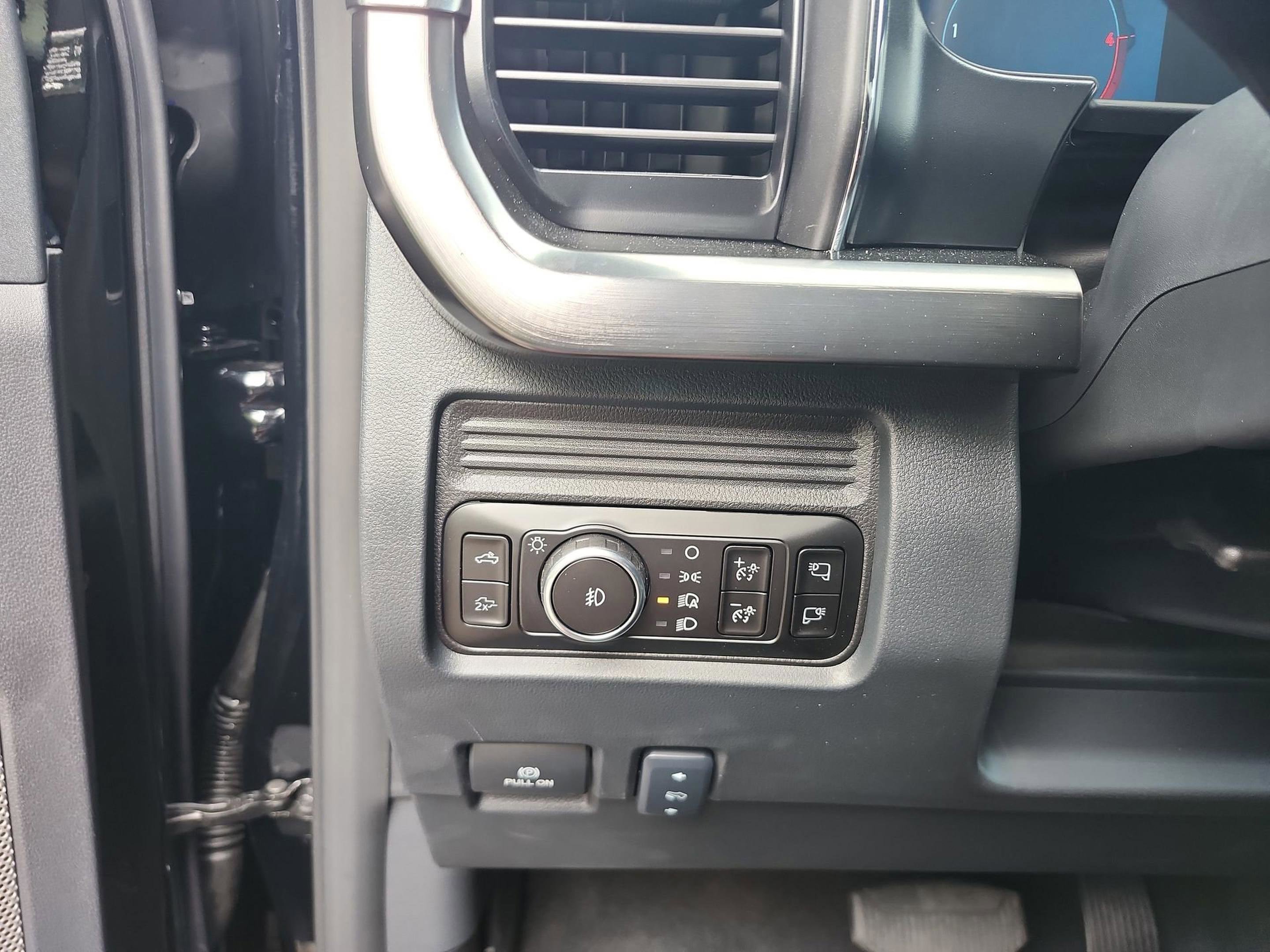 New 2026 Ford F250 Lariat image 24