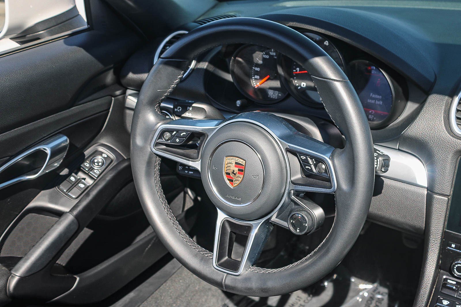 Used 2025 Porsche 718 Boxster image 22