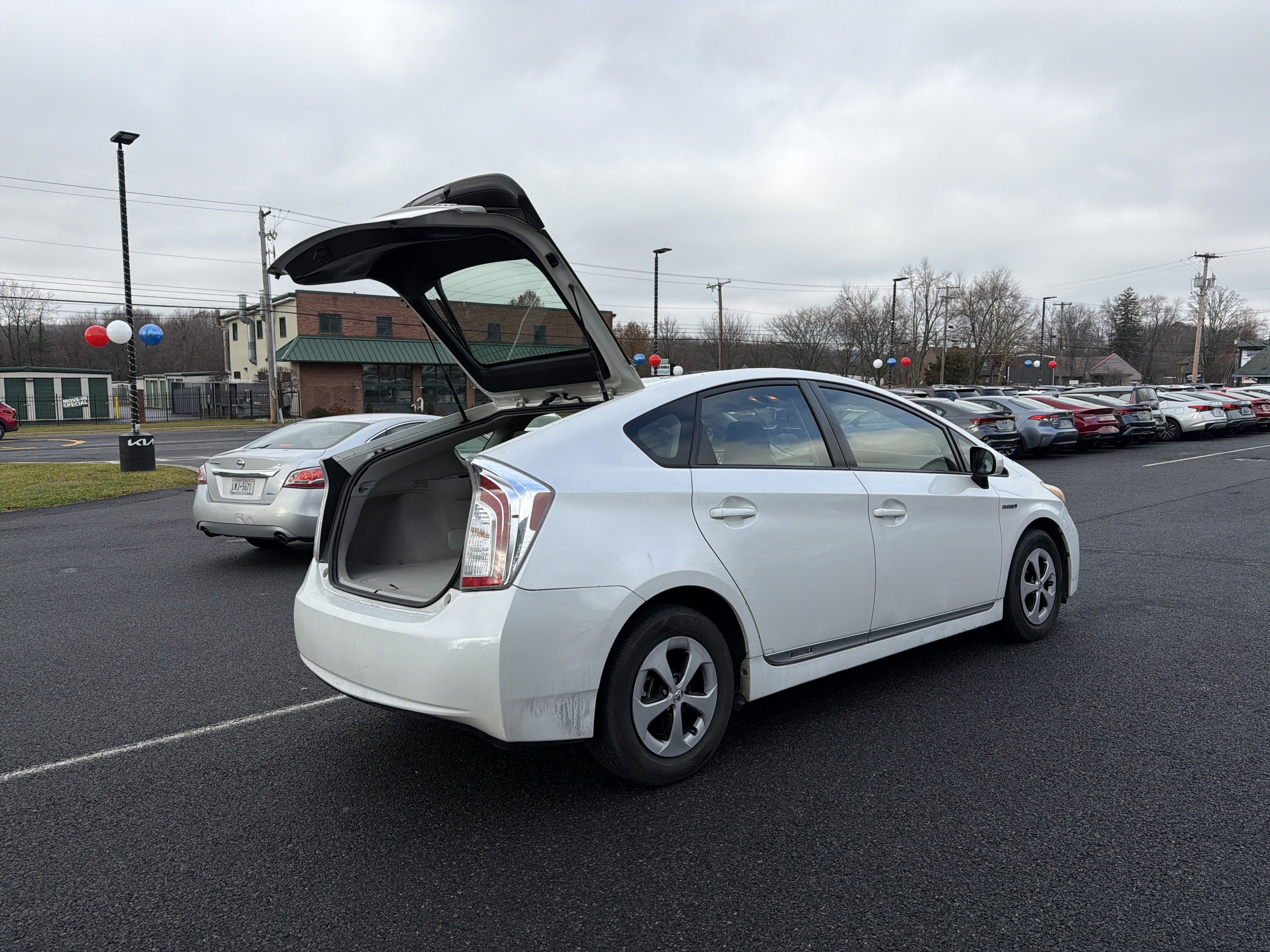 Used 2013 Toyota Prius Two image 25