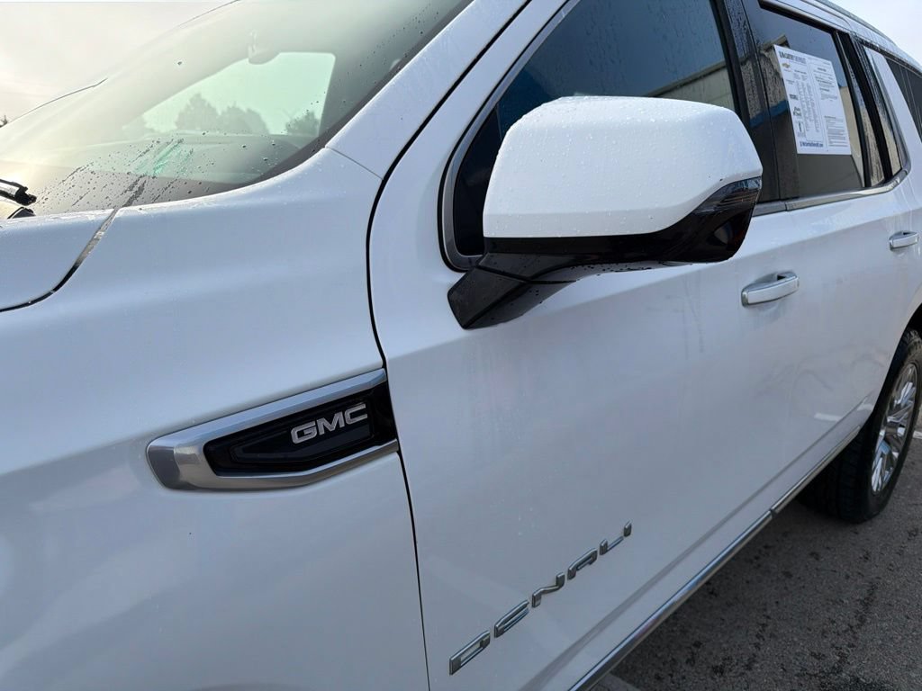 Used 2021 GMC Yukon Denali AWD/4WD image 10