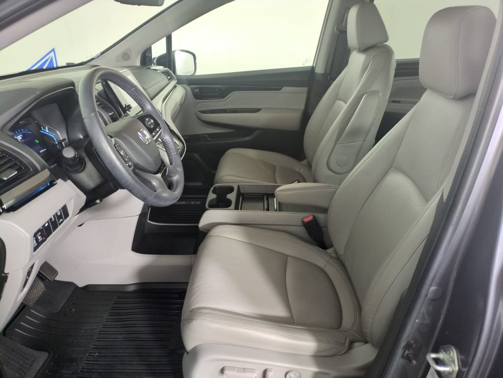 Certified 2024 Honda Odyssey Touring image 13