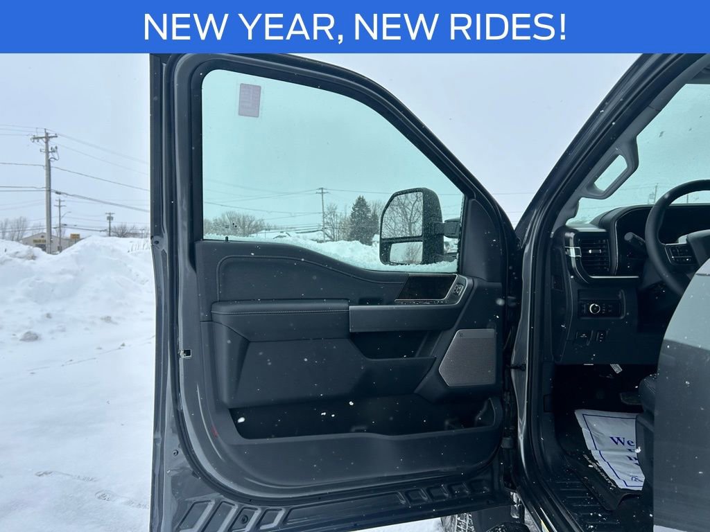 New 2026 Ford F550 4x4 Crew Cab Super Duty w/ Snow Plow Prep Package image 14