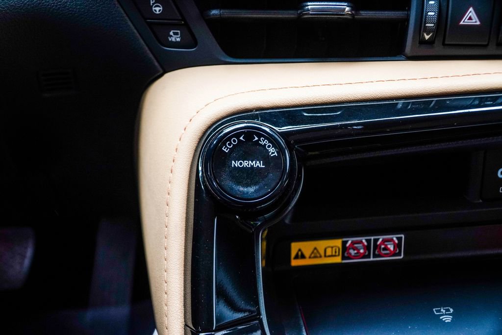 Used 2025 Lexus NX 350h AWD w/ Accessory Package (Z2) image 23