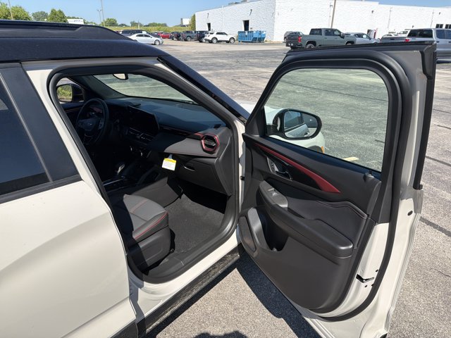 New 2026 Chevrolet TrailBlazer RS w/ Convenience Package AWD/4WD image 28