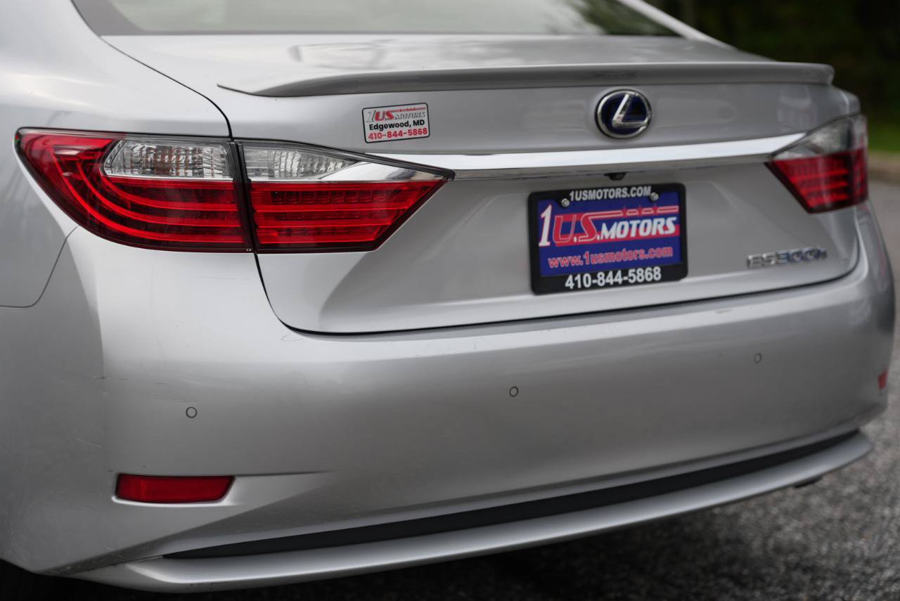 Used 2013 Lexus ES 300h w/ Luxury Pkg FWD image 8
