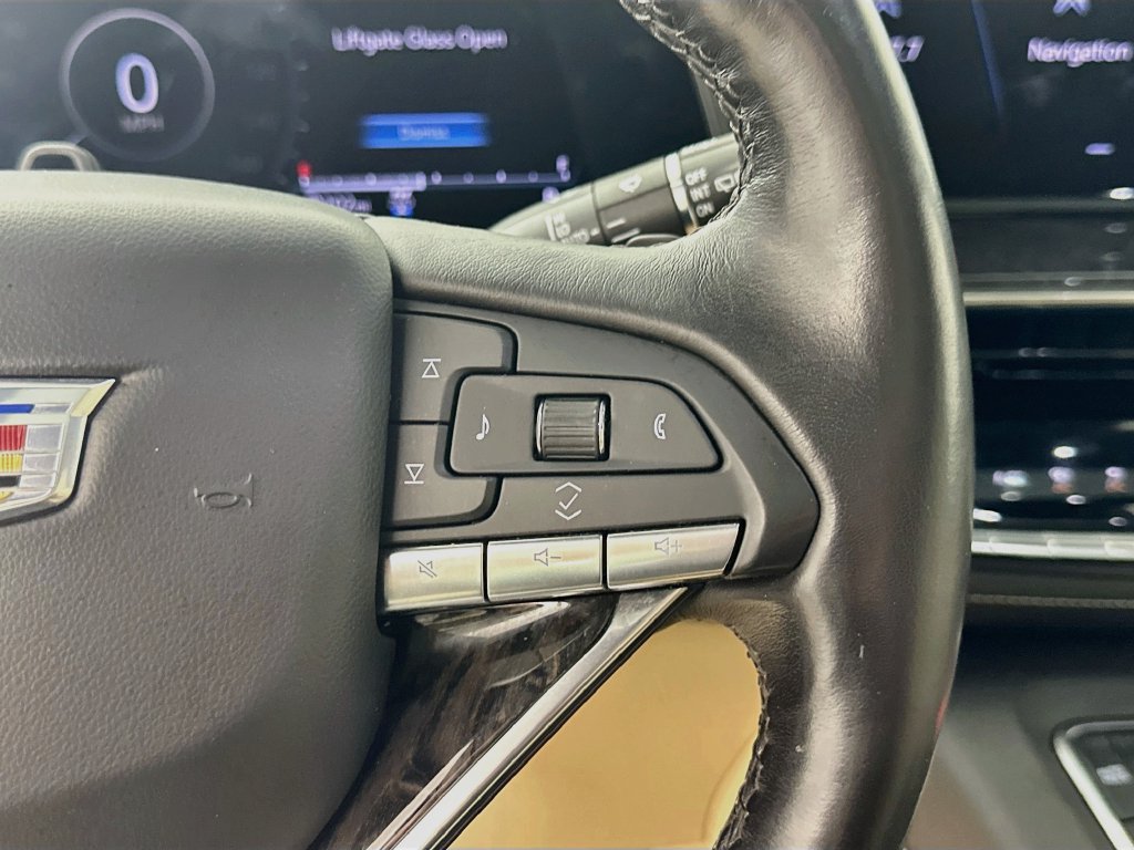 Used 2023 Cadillac Escalade ESV Premium Luxury AWD/4WD image 13