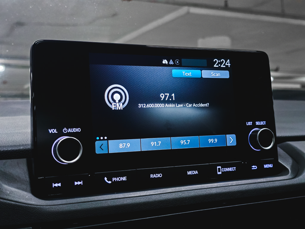 Used 2025 Honda Accord SE image 25