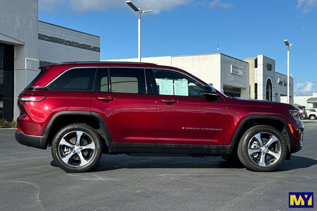 Used 2024 Jeep Grand Cherokee Limited 4xe image 3