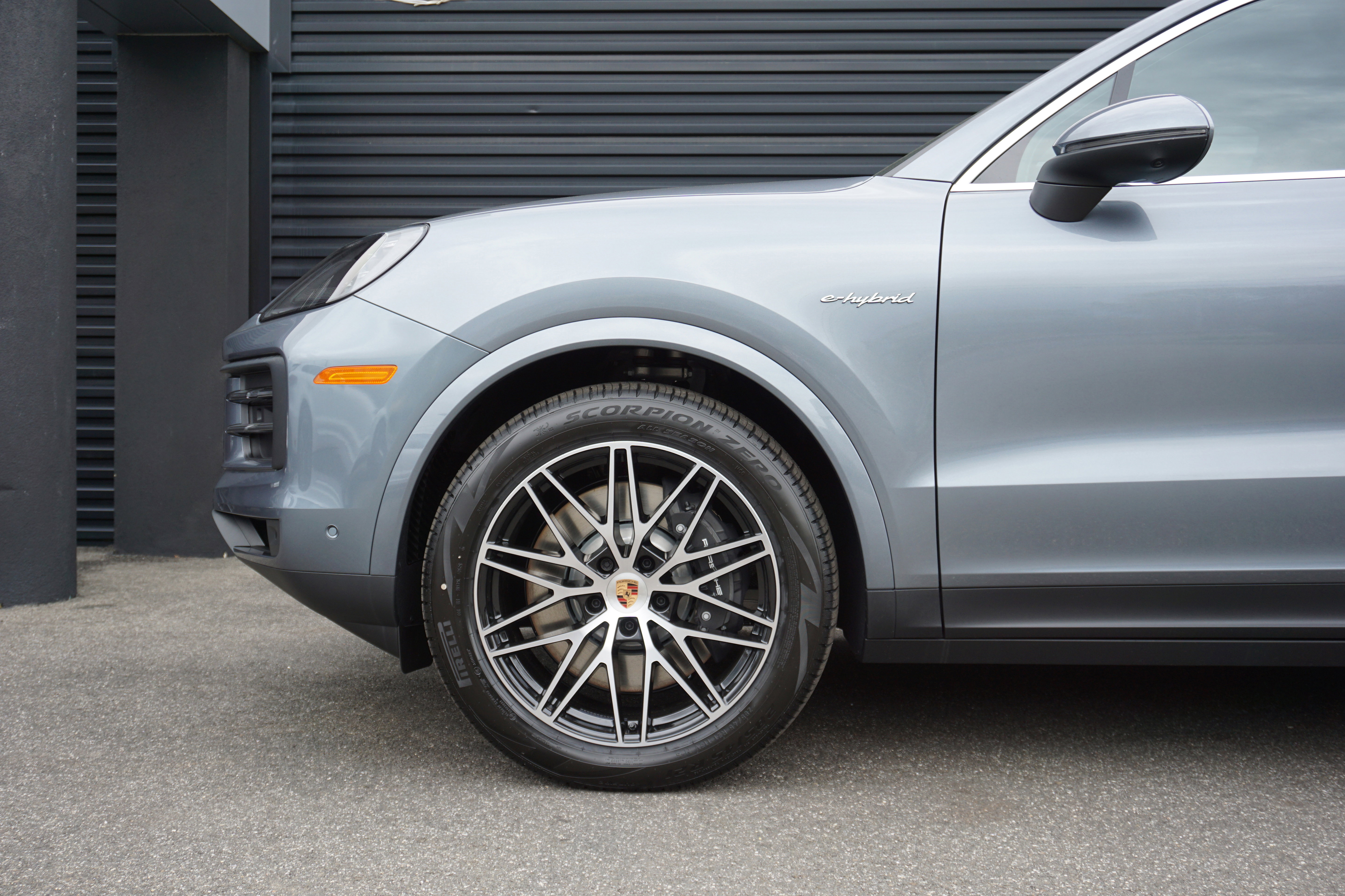 New 2026 Porsche Cayenne E-Hybrid AWD/4WD image 11