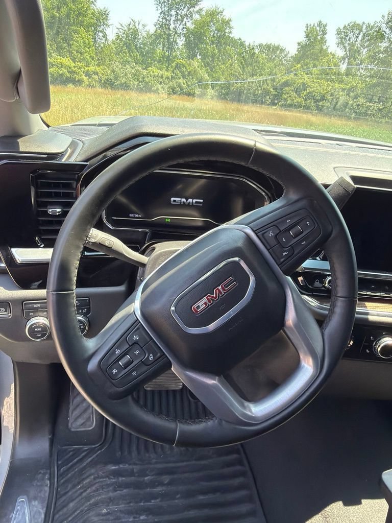 Used 2024 GMC Sierra 1500 Elevation AWD/4WD image 7