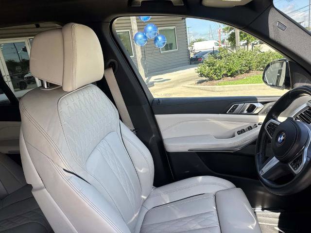 Used 2024 BMW X5 sDrive40i w/ M Sport Package RWD image 13
