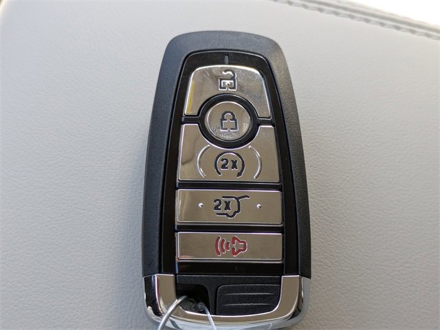 New 2026 Lincoln Corsair Premiere image 27