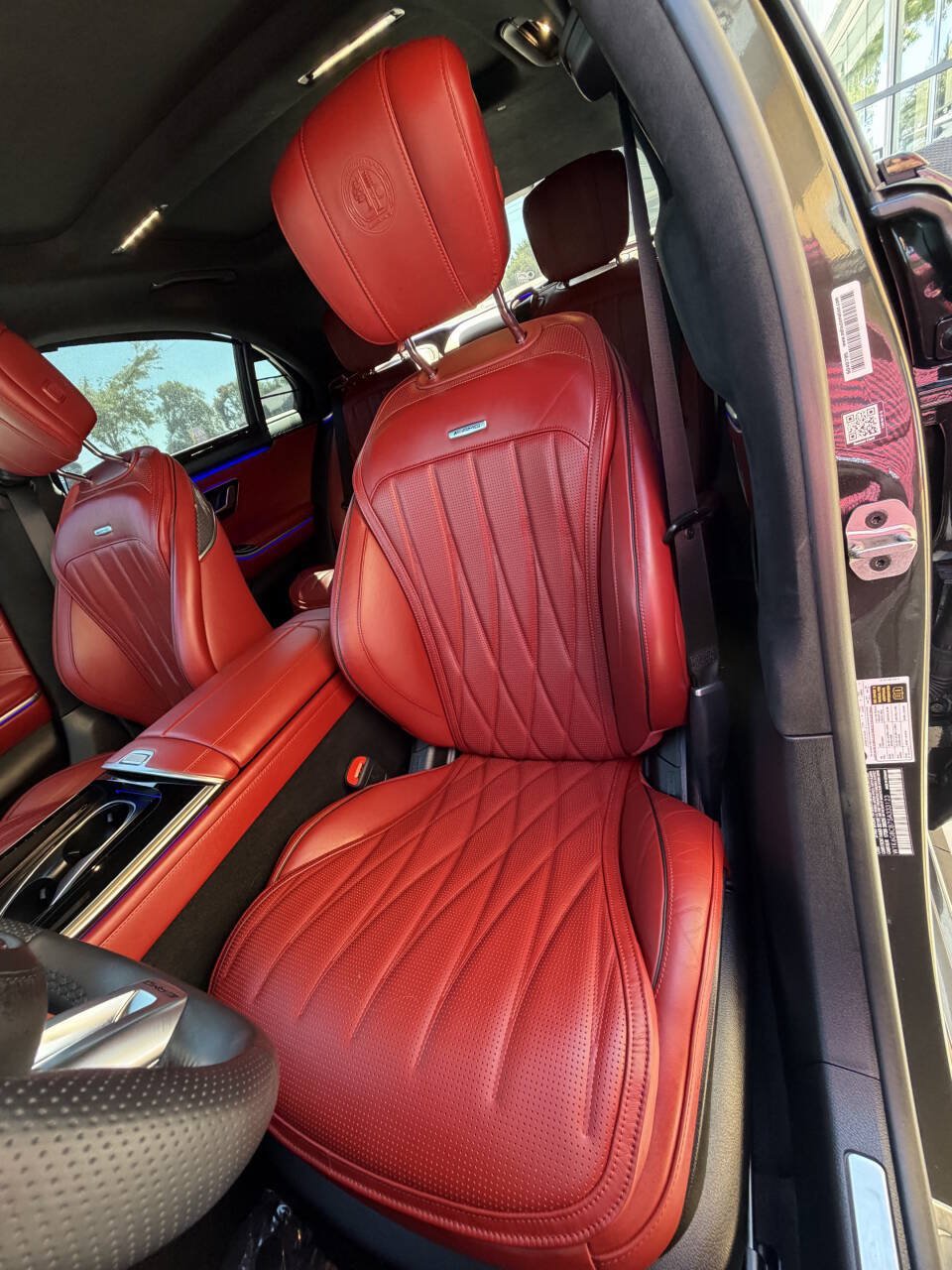 Used 2025 Mercedes-Benz S 63 AMG S image 36