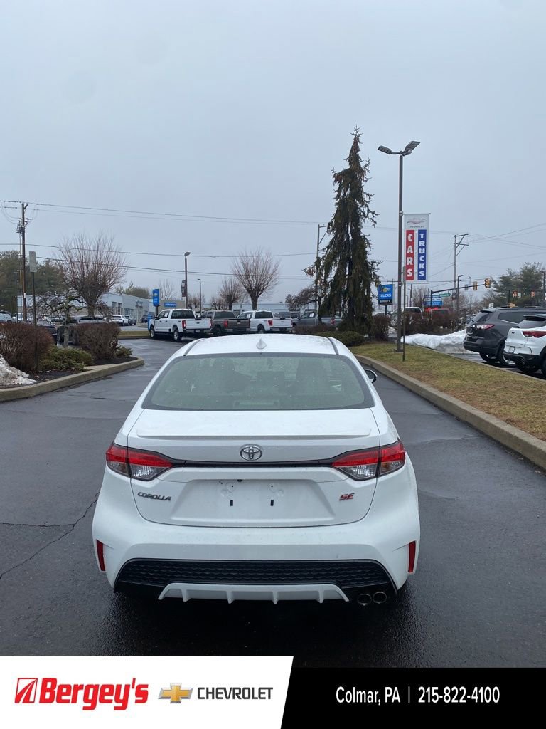 Used 2021 Toyota Corolla SE w/ Carpet Mat Package (TMS) image 5