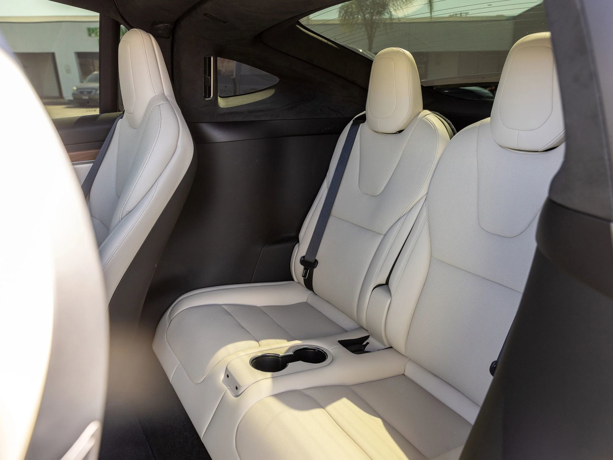 Used 2024 Tesla Model X image 23