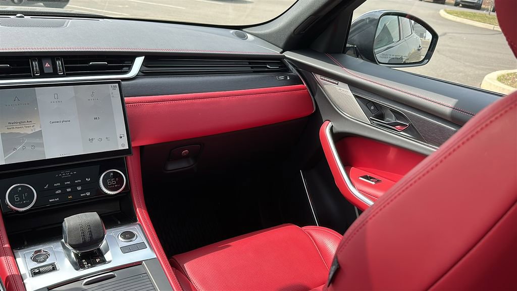 Certified 2025 Jaguar F-PACE R-Dynamic S image 23
