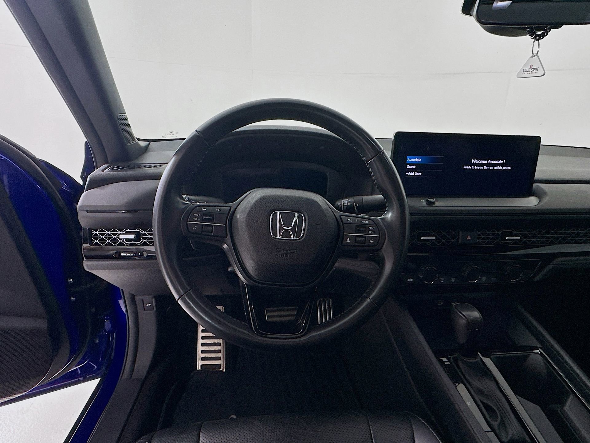 Used 2023 Honda Accord Sport image 11