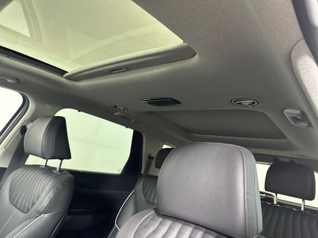 Used 2025 Hyundai Palisade Limited AWD/4WD image 32