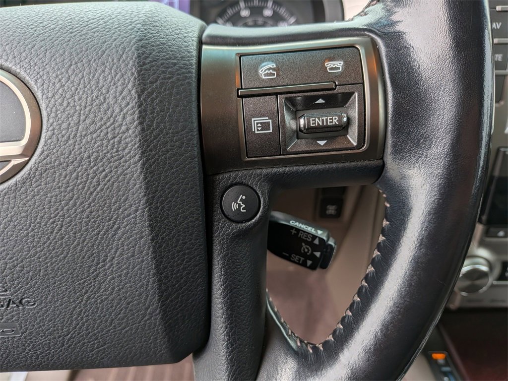 Used 2016 Lexus GX 460 image 16