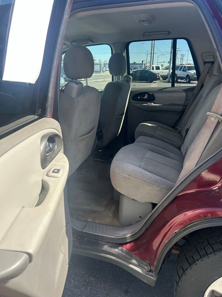 Used 2005 Chevrolet TrailBlazer LS w/ LS Preferred Equipment Group image 11