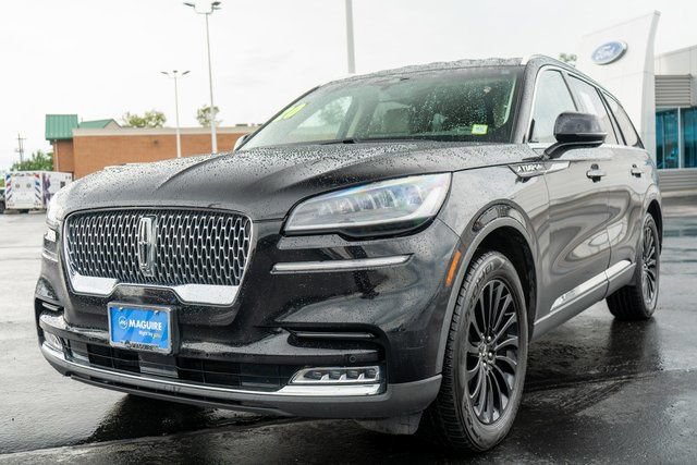 Used 2020 Lincoln Aviator Reserve w/ Elements Package Plus AWD/4WD image 2
