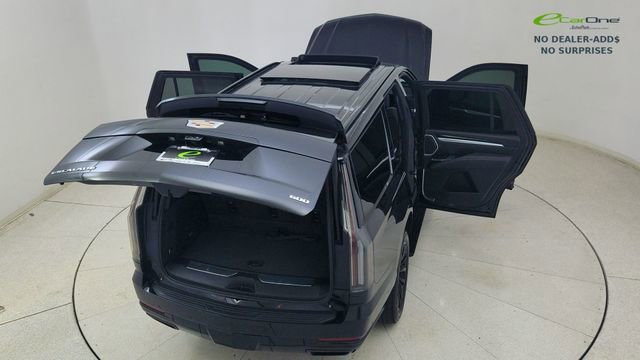Used 2025 Cadillac Escalade Sport w/ Touring Package AWD/4WD image 95