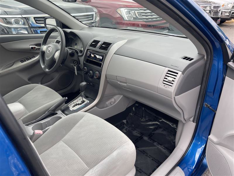 Used 2010 Toyota Corolla LE w/ All Weather Guard Pkg FWD image 19