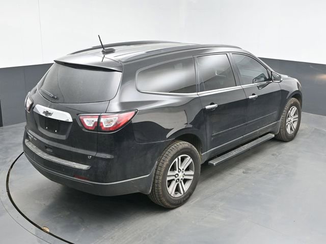 Used 2017 Chevrolet Traverse LT image 25