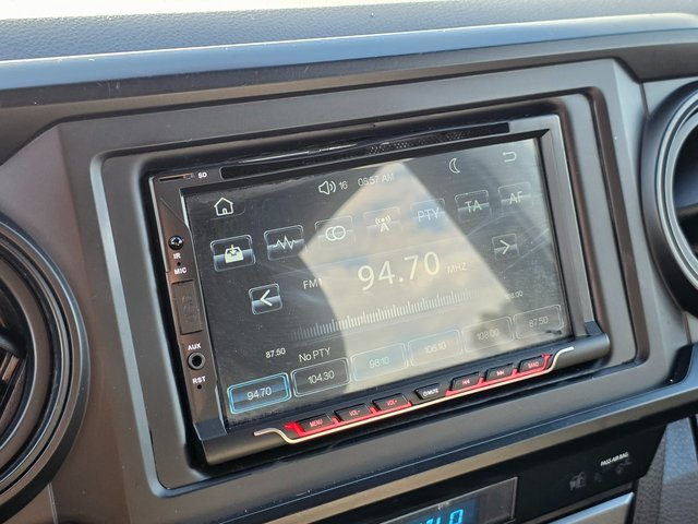 Used 2023 Toyota Tacoma TRD Off-Road image 28