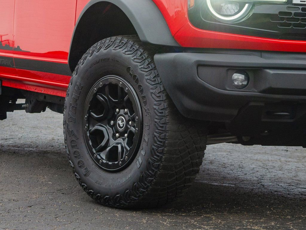 Used 2022 Ford Bronco Wildtrak image 11