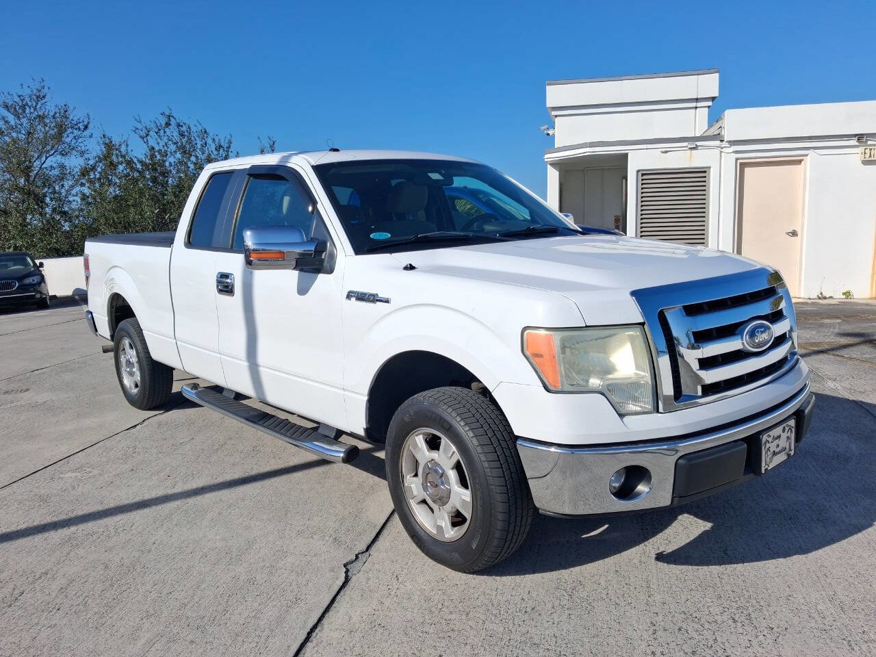 Used 2009 Ford F150 XLT image 4