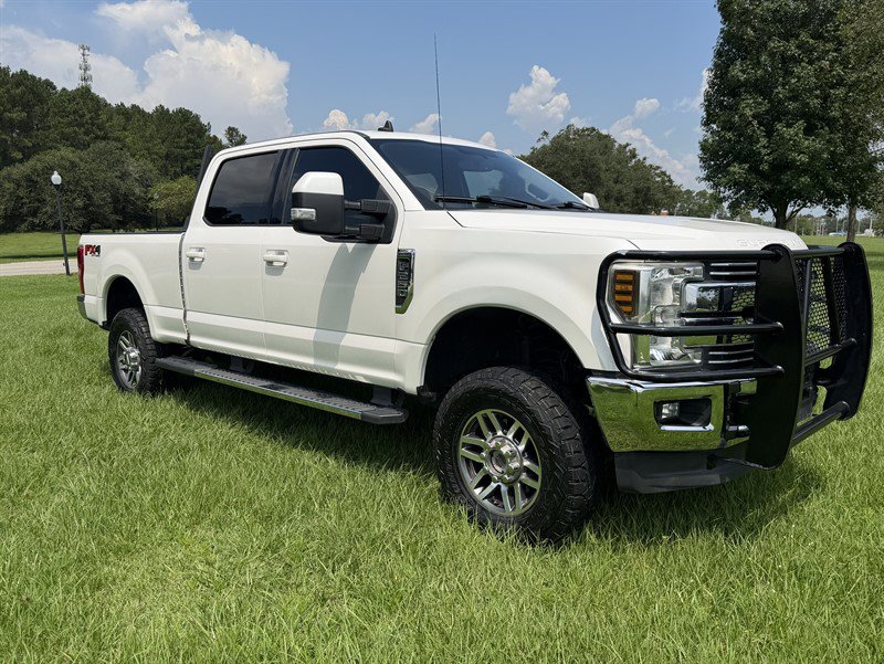 Used 2019 Ford F250 Lariat w/ Lariat Value Package AWD/4WD image 7