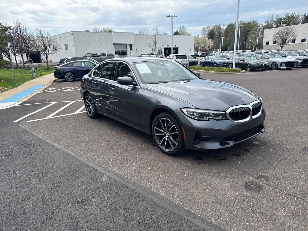 Used 2021 BMW 330i xDrive Sedan w/ Premium Package image 7