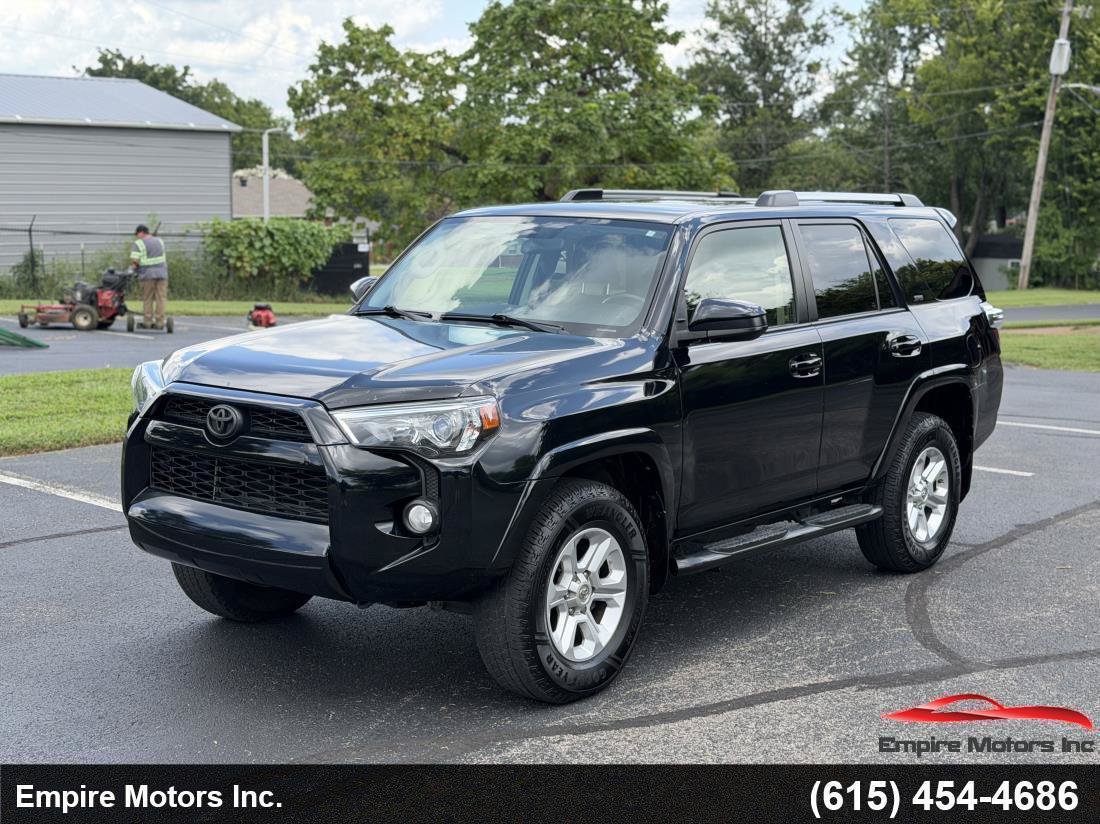 Used 2019 Toyota 4Runner SR5 AWD/4WD image 1
