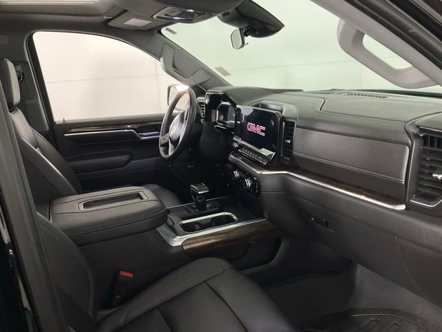 Used 2022 GMC Sierra 1500 Elevation w/ Elevation Premium Package image 32