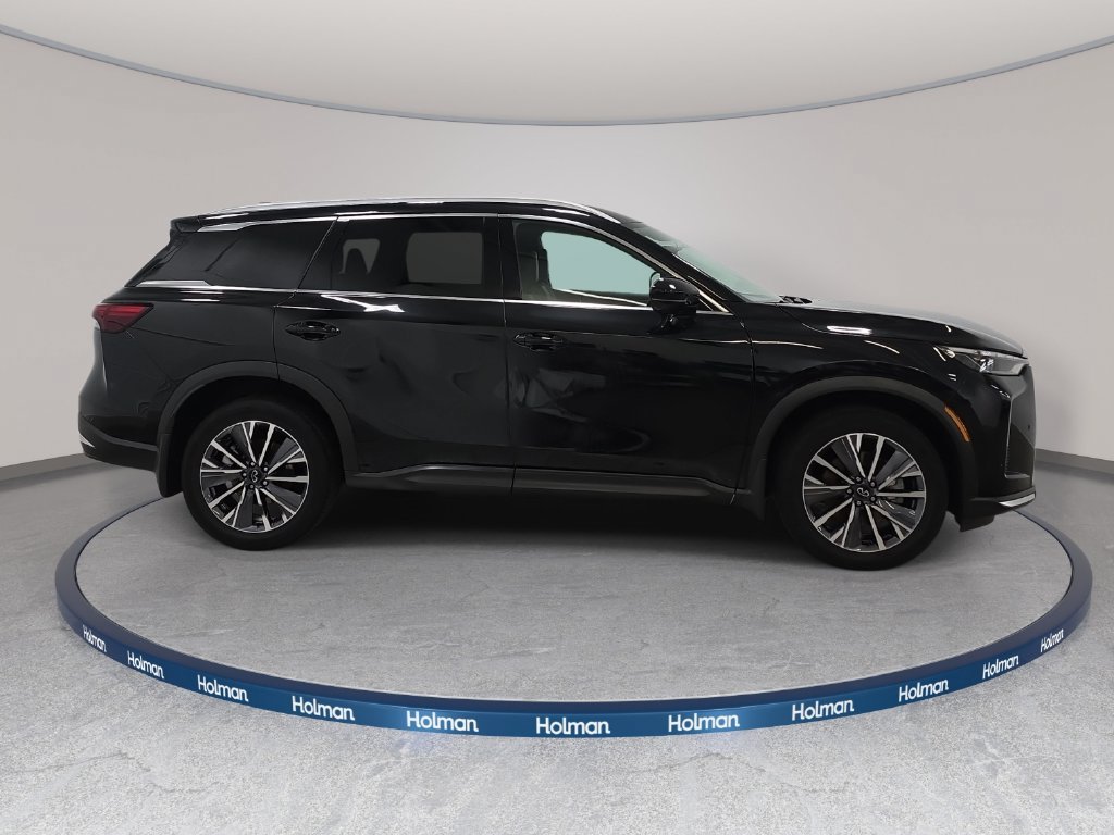 Certified 2027 INFINITI QX60 Luxe w/ Family Package AWD/4WD image 4