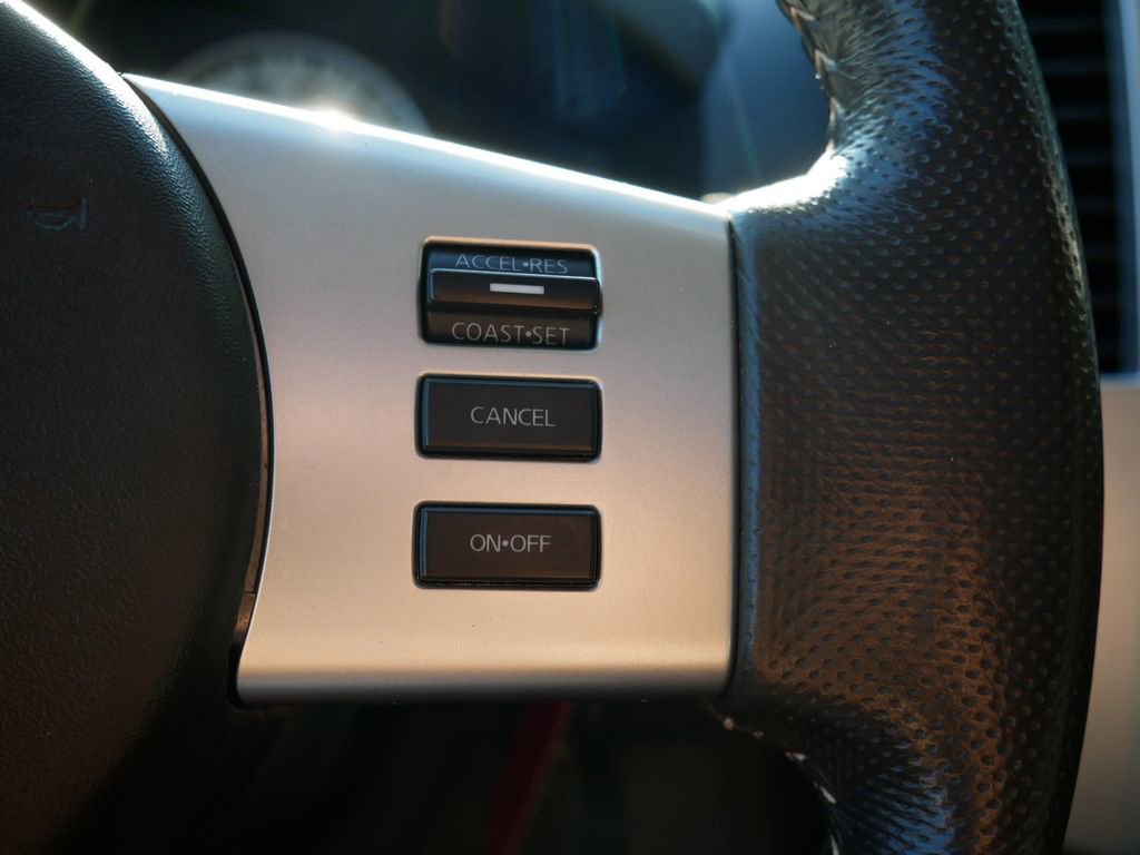 Used 2013 Nissan Frontier PRO-4X w/ Pro-4x Luxury Pkg AWD/4WD image 19