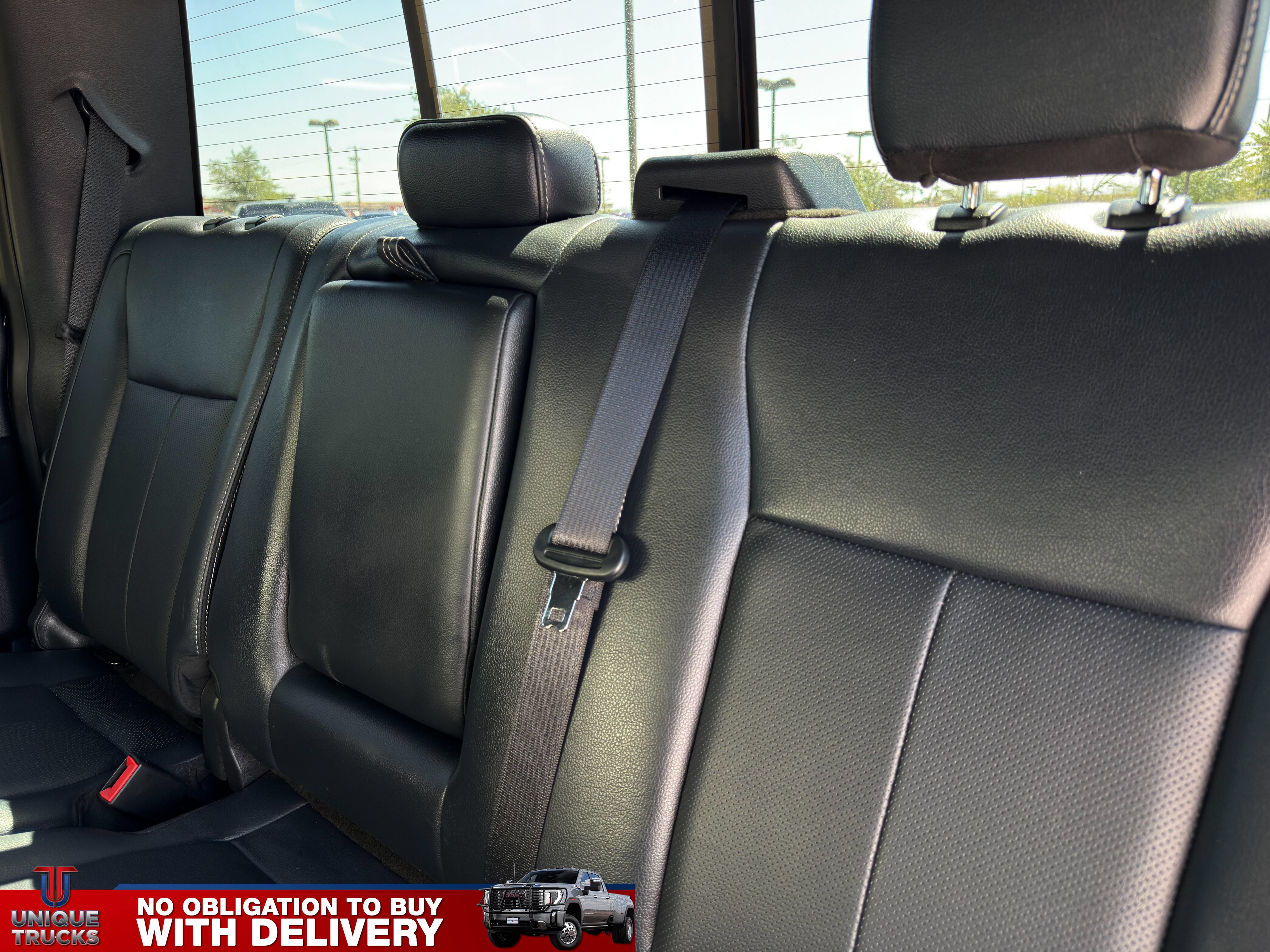 Used 2022 Ford F250 Lariat w/ Black Appearance Package AWD/4WD image 25