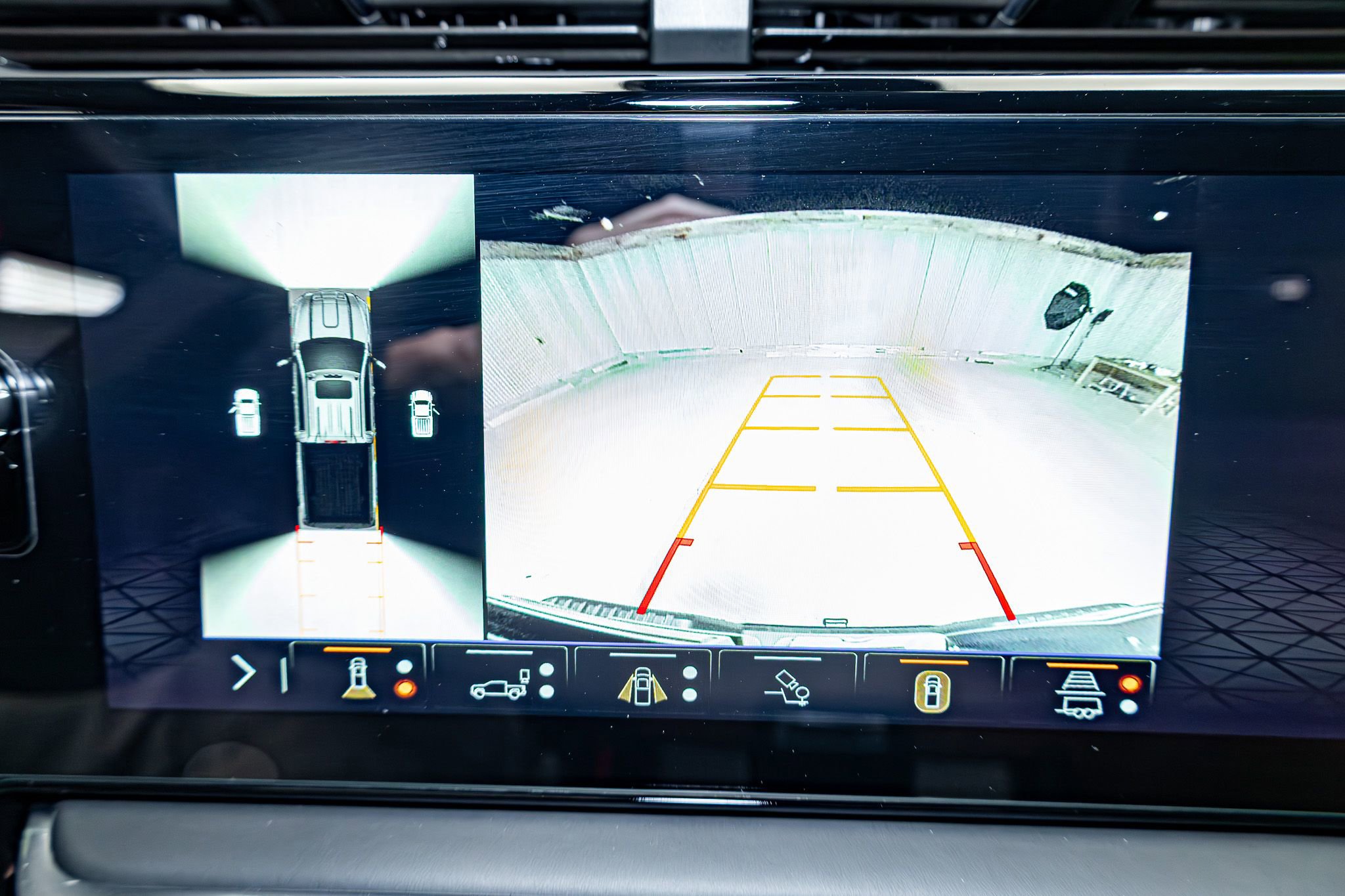 Used 2025 GMC Sierra 2500 Denali Ultimate image 22