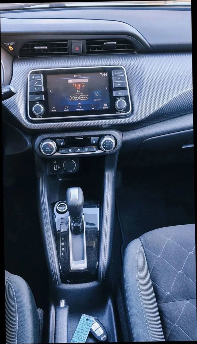 Used 2019 Nissan Kicks S FWD image 19