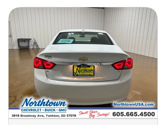 Used 2017 Chevrolet Impala LT image 4